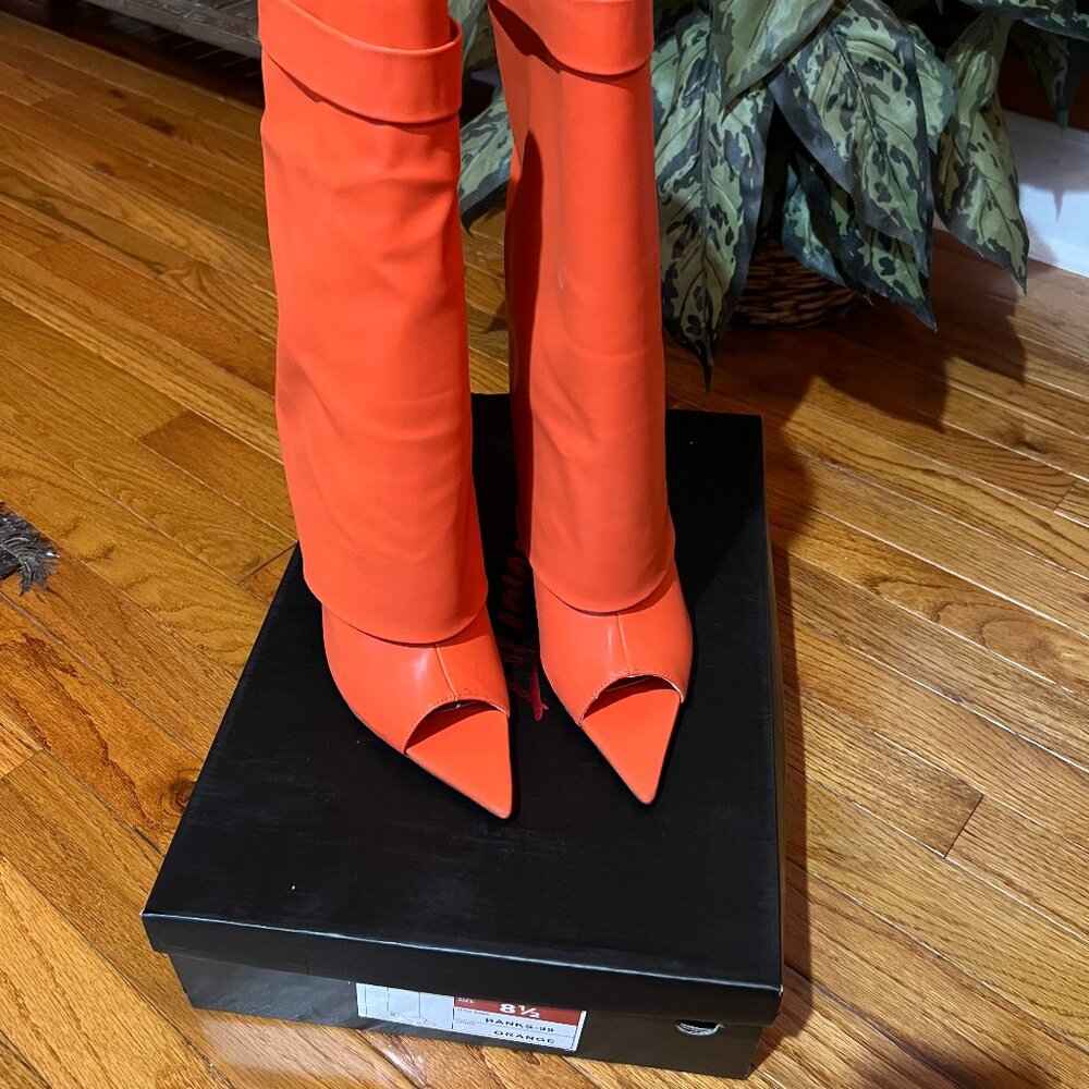 Liliana Knee-high boots, Size 8.5